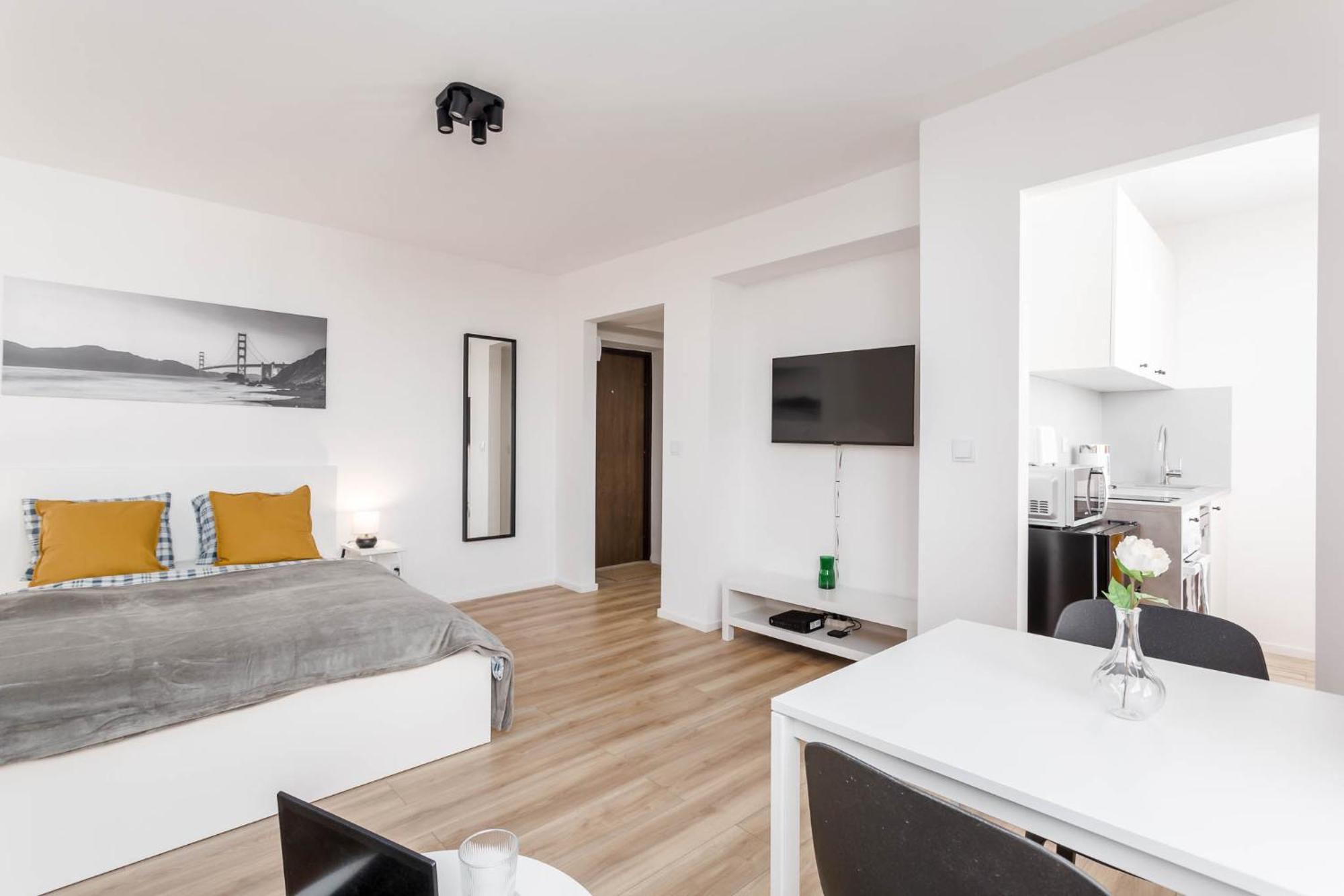 Enjoy! Srodmiescie Nowogrodzka Apartment Warsaw Exterior photo
